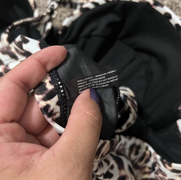 Torrid Slim FX Leopard Print One Piece Swimsuit Sz 1 14/16 SlimFX Cheetah - Picture 8 of 11